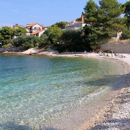 Apartments By The Sea Splitska, Brac - 2923 Postira Kültér fotó